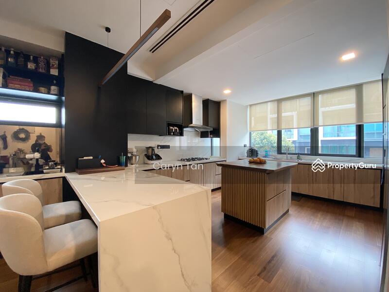 Untuk Dijual - KLGCC Resort : East Residence Townhouse