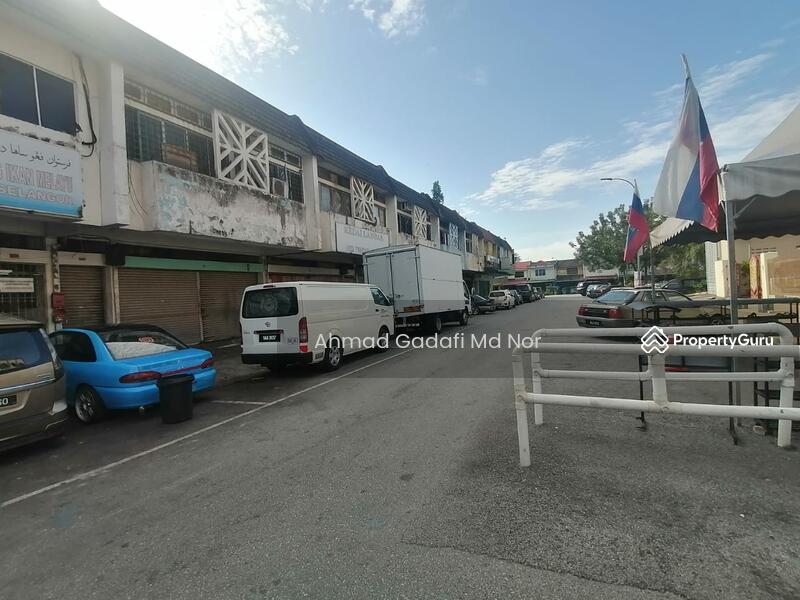 Untuk Dijual - 2 storey Shoplot opposite masjid bilal rabah taman koperasi polis