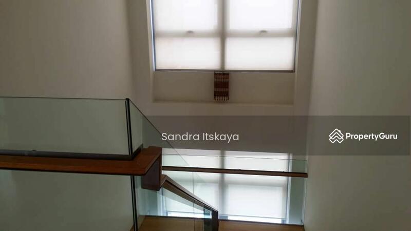 Untuk Dijual - 2 Hampshire