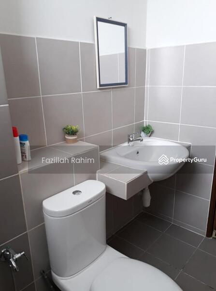 Rumah Teres 2 Tingkat untuk Dijual di Saujana Utama (Puncak Alam) - Fazillah Rahim - PropertyGuru.com.my