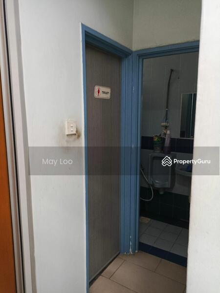 Untuk Dijual - Shop at Subang Jaya