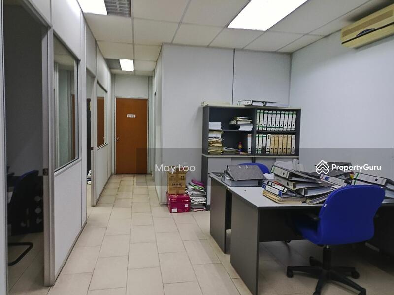 Untuk Dijual - Shop at Subang Jaya