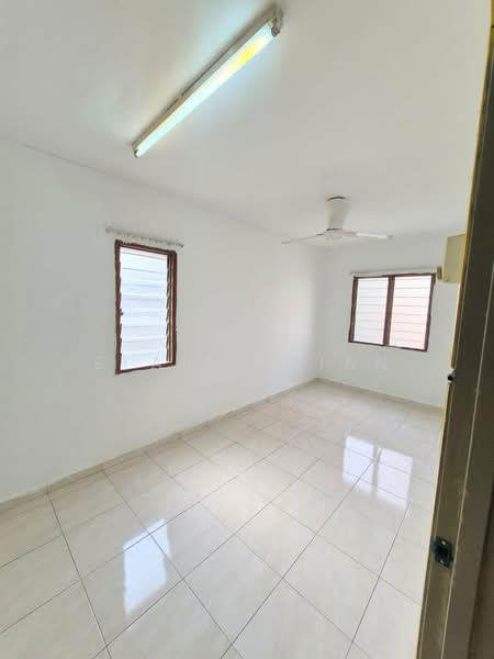 Apartment for Rent at Aman Puri Apartment - Elaine Lian - PropertyGuru.com.my