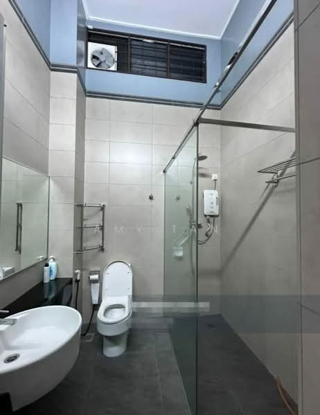 2-storey Terraced House for Rent in Bandar Utama 7 (Bandar Utama) - Amy Tan - Bathroom - PropertyGuru.com.my