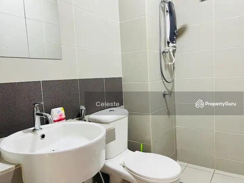 For Sale - Investment high rental [2room 2bath] near the university@salak tinggi