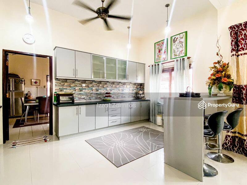 Bungalow for Sale in Bandar Seri Putra (Bangi) - Izzat Zamros - PropertyGuru.com.my