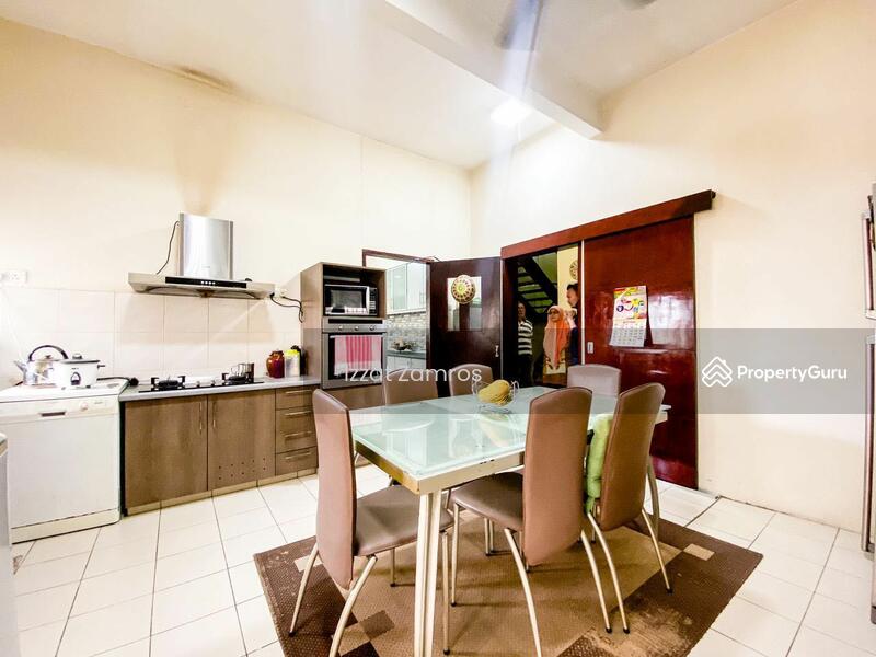 Bungalow for Sale in Bandar Seri Putra (Bangi) - Izzat Zamros - PropertyGuru.com.my