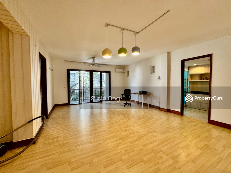 For Sale - Fernlea Court