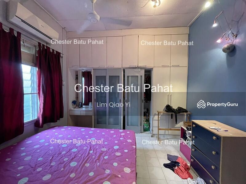 Untuk Dijual - Single Storey Semi D Taman Batu Pahat, 83000 Batu Pahat, Johor.