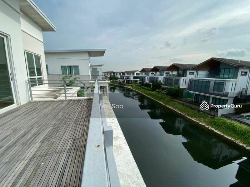 Senibong Cove, Isola Villa, Permas Jaya, Johor Bahru, Johor, 6 Bedrooms