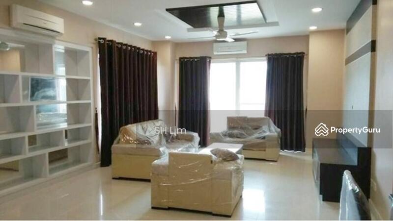 For Rent - Platino Condominium