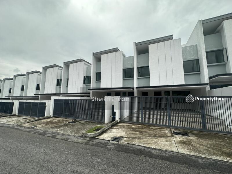Taman Kelab Ukay (3 Storey Twin Villas), 2 Jalan Kelab Ukay, Ampang