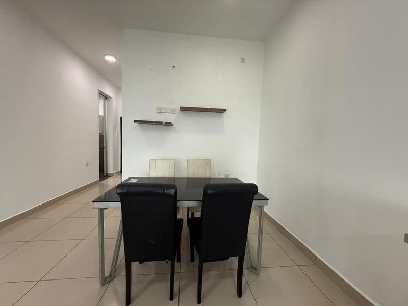Condominium for Sale at M Condominium @ Larkin - Kelly Chen - Dining Room - PropertyGuru.com.my