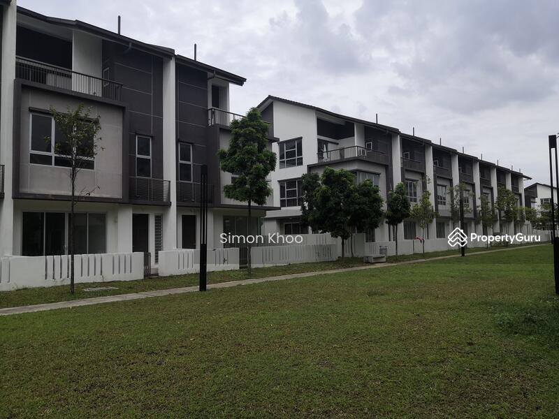 3-storey Terraced House for Sale in Bandar Tropicana Aman (Telok Panglima Garang) - Simon Khoo - PropertyGuru.com.my