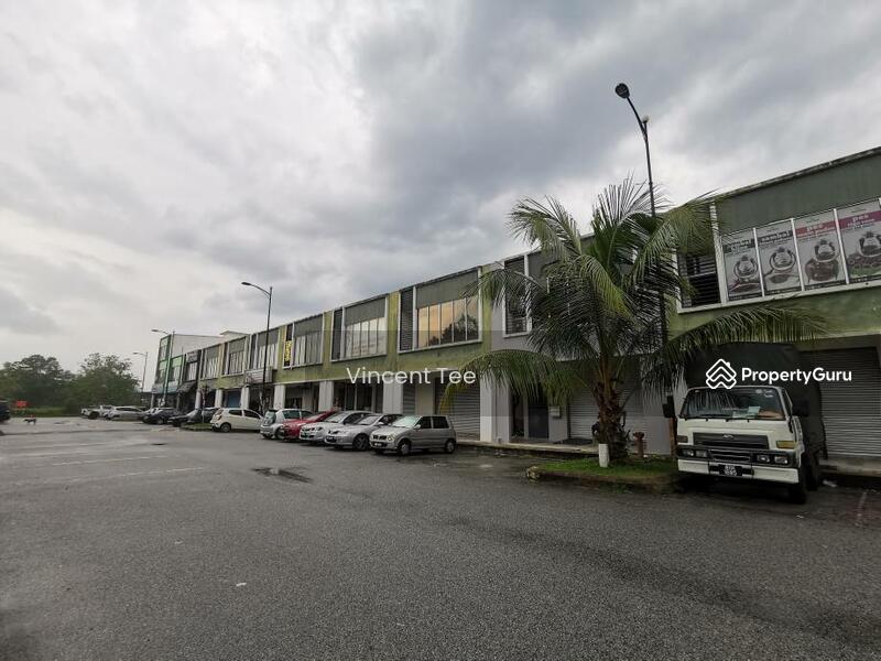 Shop / Office for Sale in Bandar Country Homes (Rawang) - Vincent Tee - PropertyGuru.com.my
