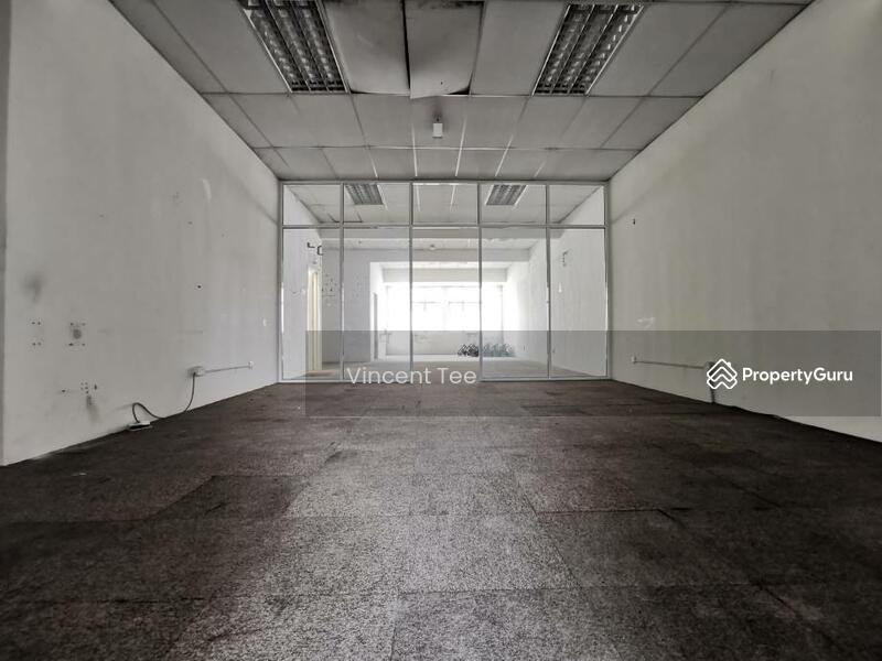 Untuk Disewa - 1st floor Shop Office Saujana Rawang Bandar Country Homes