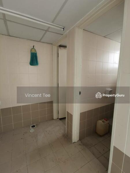 Untuk Disewa - 1st floor Shop Office Saujana Rawang Bandar Country Homes