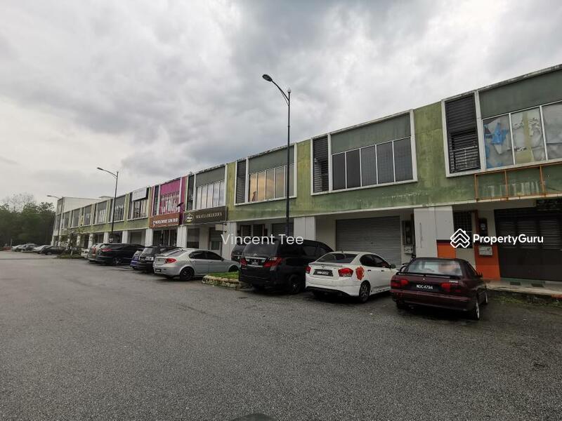 Untuk Disewa - 1st floor Shop Office Saujana Rawang Bandar Country Homes