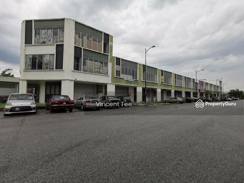 Untuk Disewa - 1st floor Shop Office Saujana Rawang Bandar Country Homes