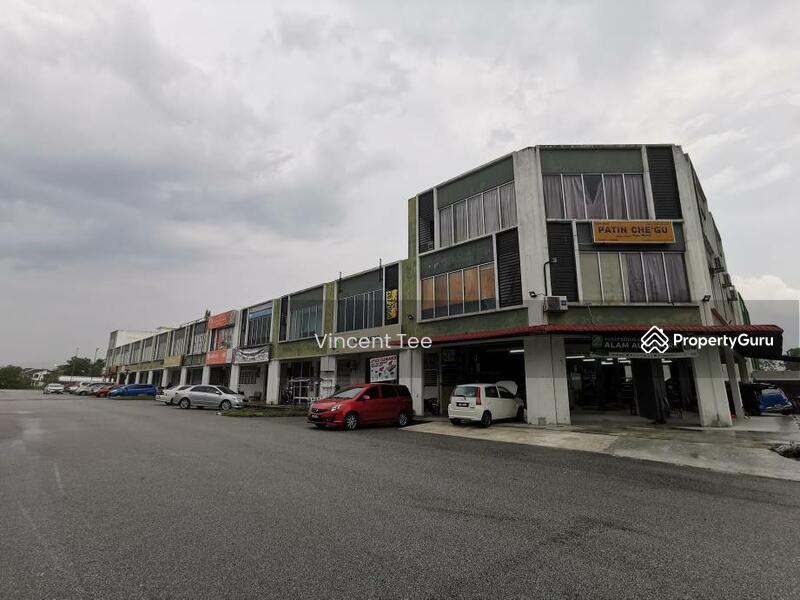 Shop / Office for Sale in Bandar Country Homes (Rawang) - Vincent Tee - PropertyGuru.com.my