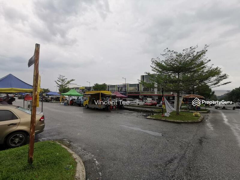 Shop / Office for Sale in Bandar Country Homes (Rawang) - Vincent Tee - PropertyGuru.com.my