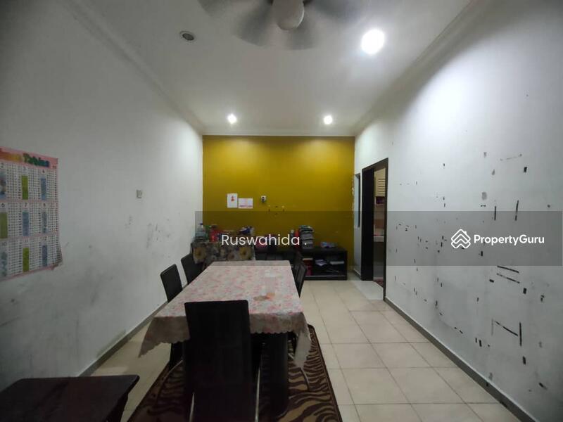 For Sale - Semi-D Jalan Lakeville, Bandar Seri Iskandar For Sale - Below Market Value