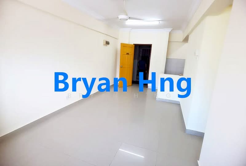 Pangsapuri untuk Dijual di Puncak Terubong - Bryan H'ng - Living Room - PropertyGuru.com.my