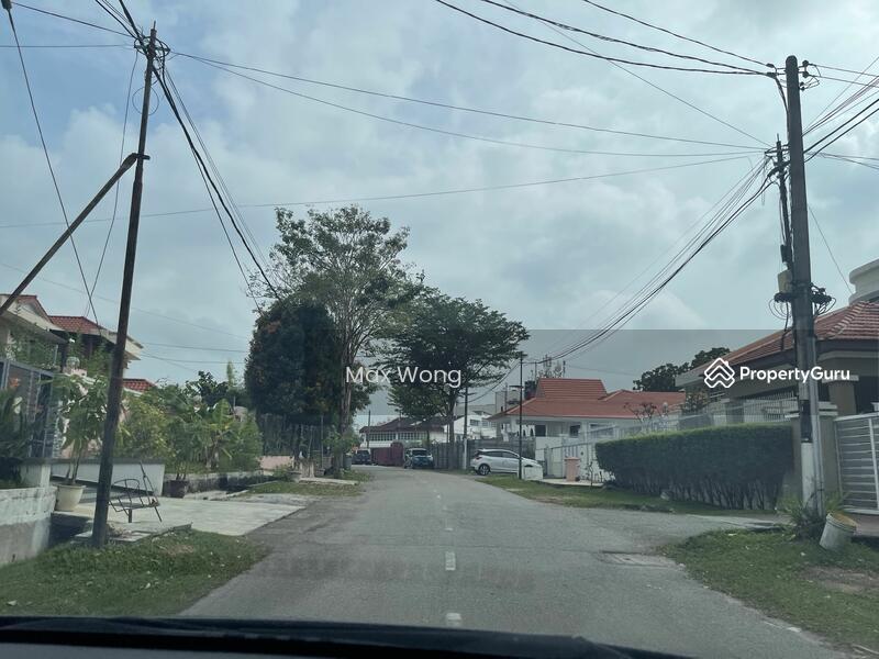 For Sale - Semi-d Lengkok Pemancar