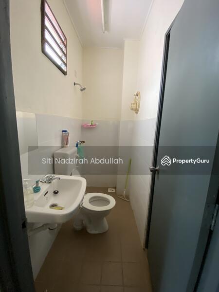 2-storey Terraced House for Sale in Taman Salak Perdana (Dengkil) - Siti Nadzirah Abdullah - PropertyGuru.com.my