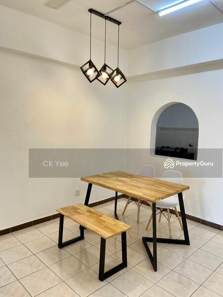 For Rent - Vista Komanwel A