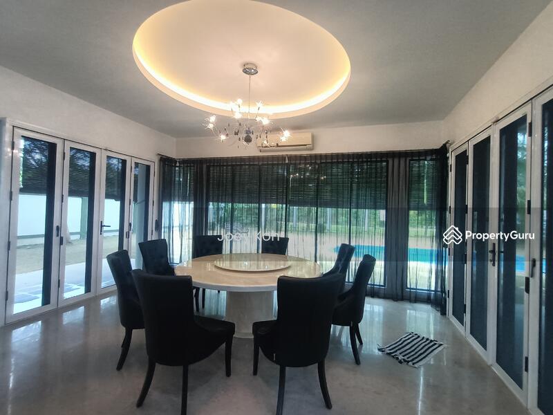 Untuk Dijual - FULLY FURNISHED LAKE VIEW Bungalow With PRIVATE SWIMMING POOL Cahaya SPK U9 Shah Alam