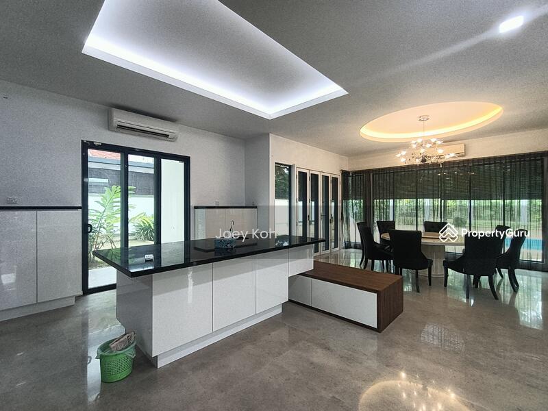 Untuk Dijual - FULLY FURNISHED LAKE VIEW Bungalow With PRIVATE SWIMMING POOL Cahaya SPK U9 Shah Alam