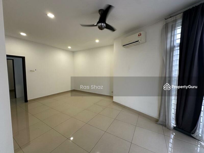 2-storey Terraced House for Sale in Laman Glenmarie (Shah Alam) - Ras Shaz - PropertyGuru.com.my