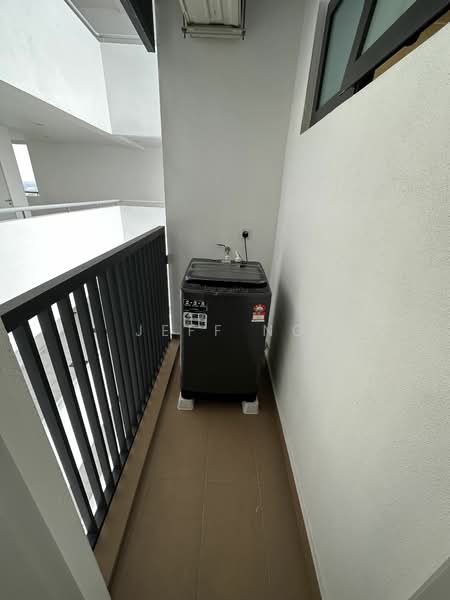 Untuk Disewa - Pacific Star