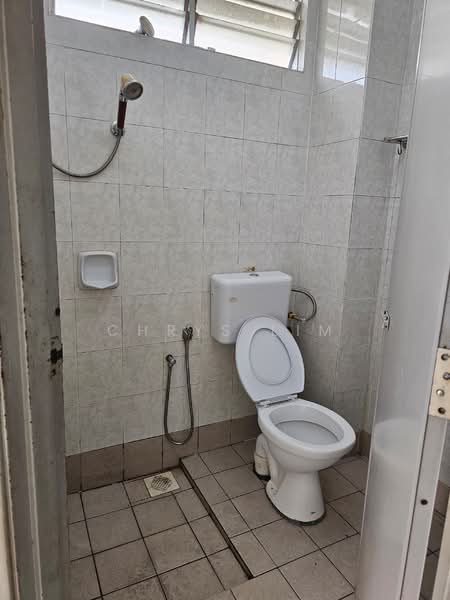 Apartment for Rent at Pangsapuri Seroja - Chrys Lim - PropertyGuru.com.my