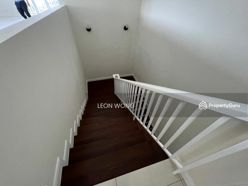 Untuk Disewa - Townhouse at Mont Kiara