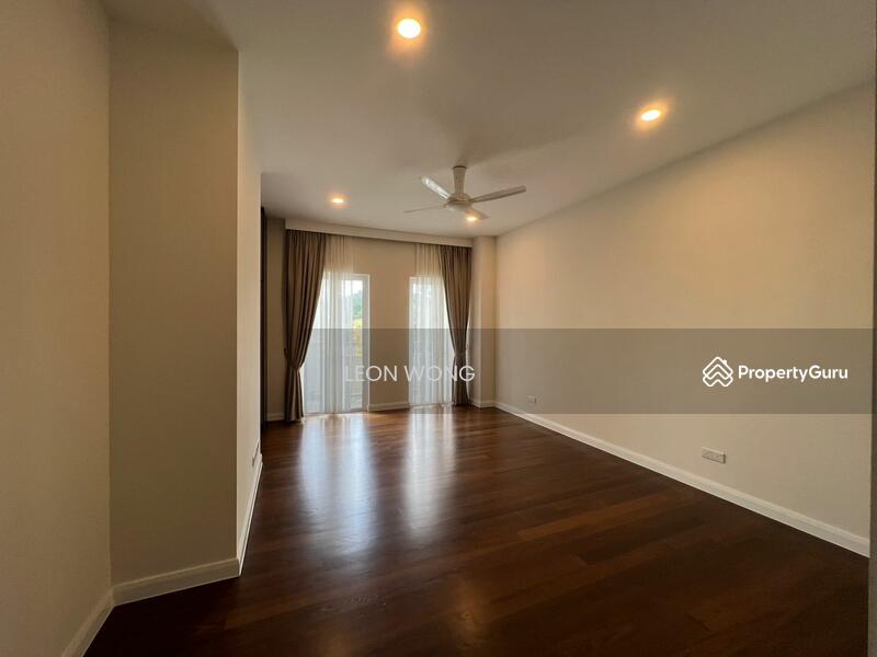 Untuk Disewa - Townhouse at Mont Kiara