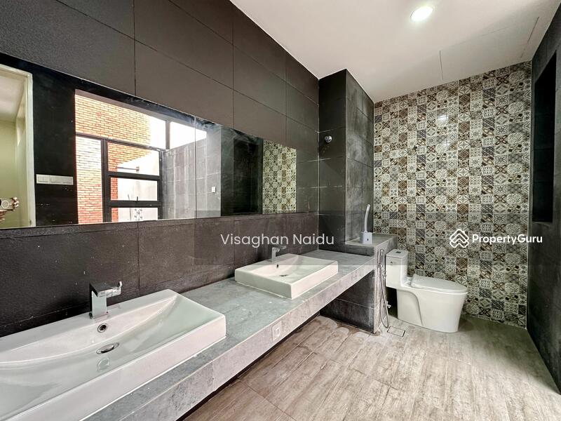 Rumah Teres 3.5 Tingkat untuk Disewa di Bandar Country Homes (Rawang) - Visaghan Naidu - PropertyGuru.com.my