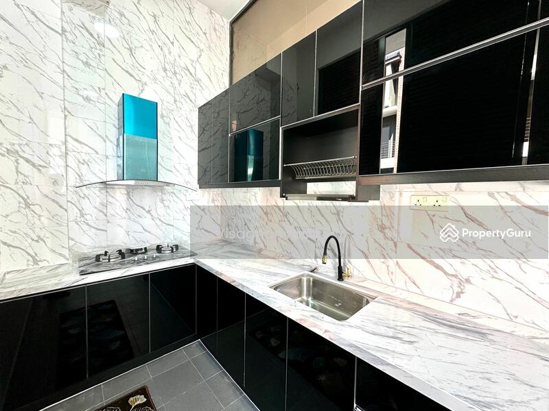 Rumah Teres 3.5 Tingkat untuk Disewa di Bandar Country Homes (Rawang) - Visaghan Naidu - PropertyGuru.com.my