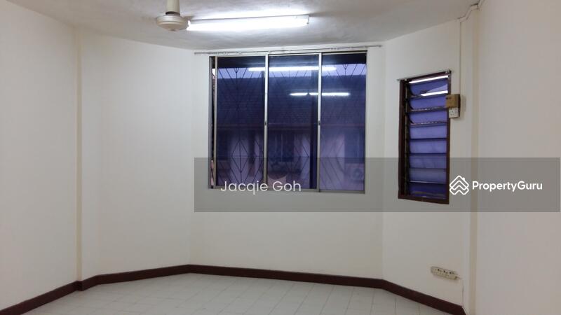 For Rent - Rampai Court