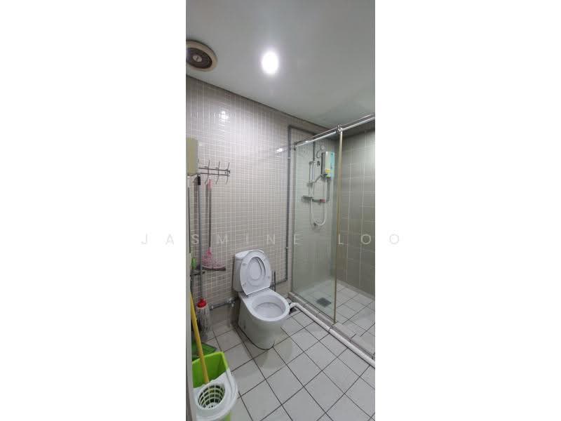 Kediaman Servis untuk Disewa di Amcorp Serviced Suites - Jasmine Loo - Bathroom - PropertyGuru.com.my