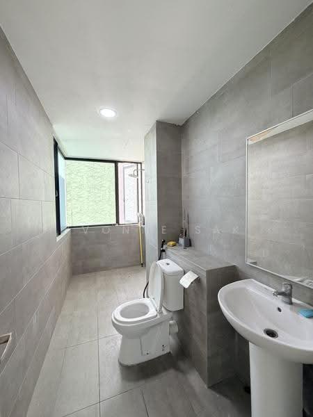 Condominium for Sale at The Light Residences - Yvonne Sak - Bathroom - PropertyGuru.com.my