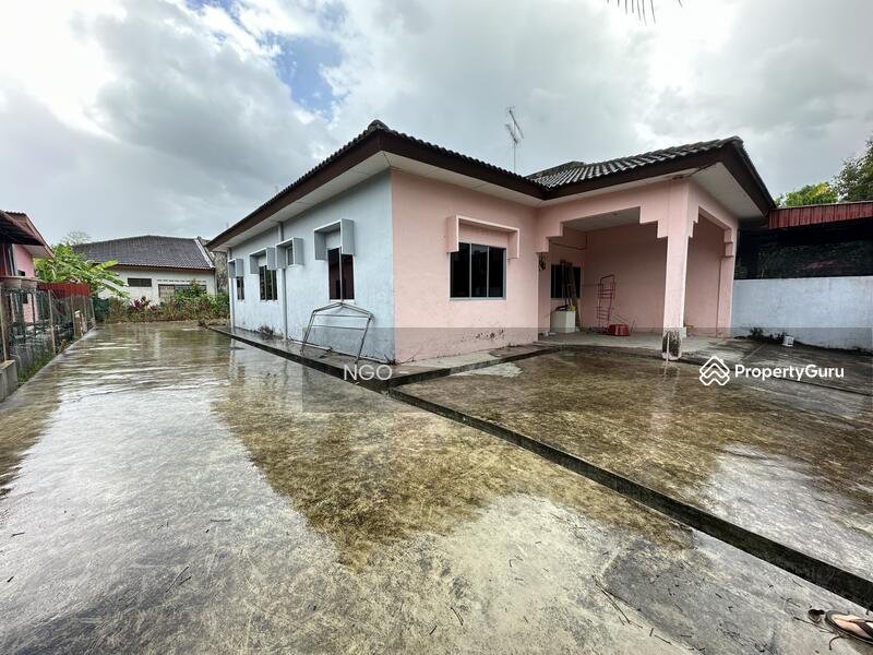 For Sale - Single Storey Semi Detached House Bandar Putera Indah