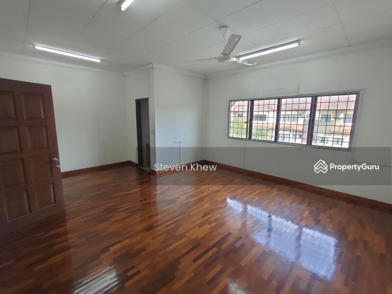 Jalan BU 6/7, Bandar Utama, Petaling Jaya, Selangor, 5 Bedrooms, 1540