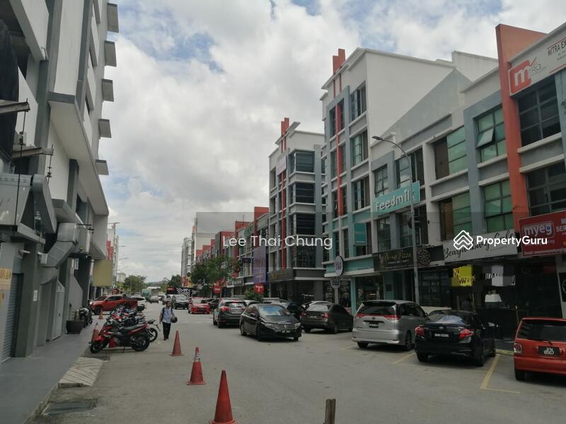 For Rent - Alam Avenue I