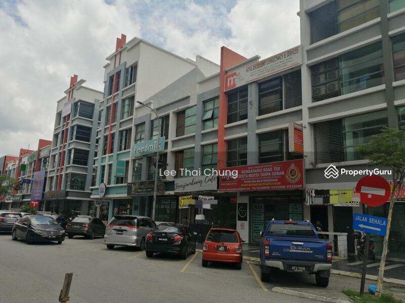 For Rent - Alam Avenue I