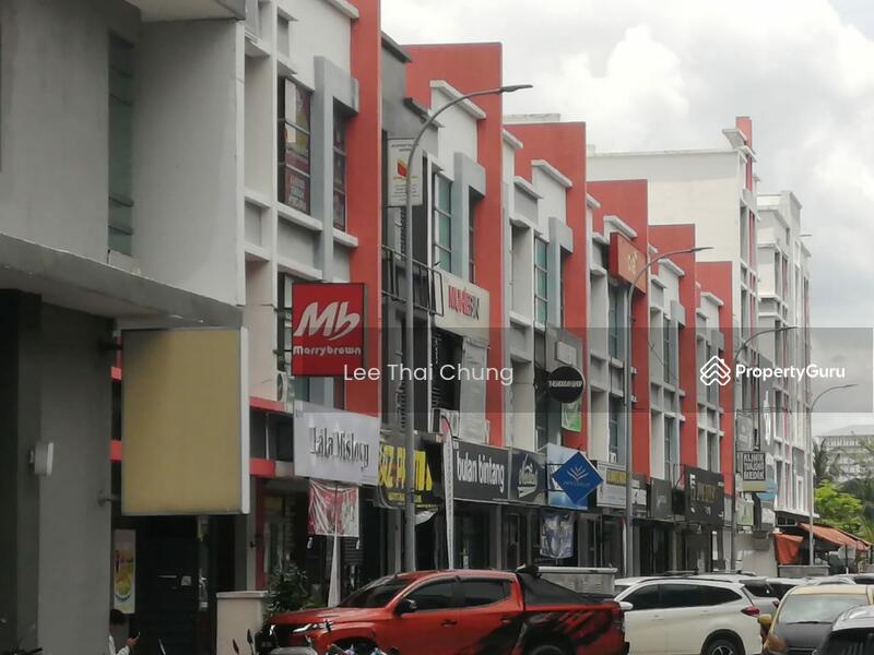 For Rent - Alam Avenue I