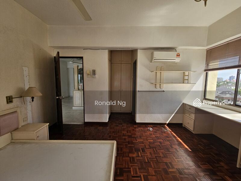 For Sale - Porta Mas Apartment