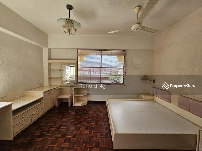 For Sale - Porta Mas Apartment