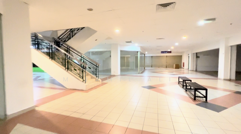 For Sale - Shop at Summit Mall Batu Pahat